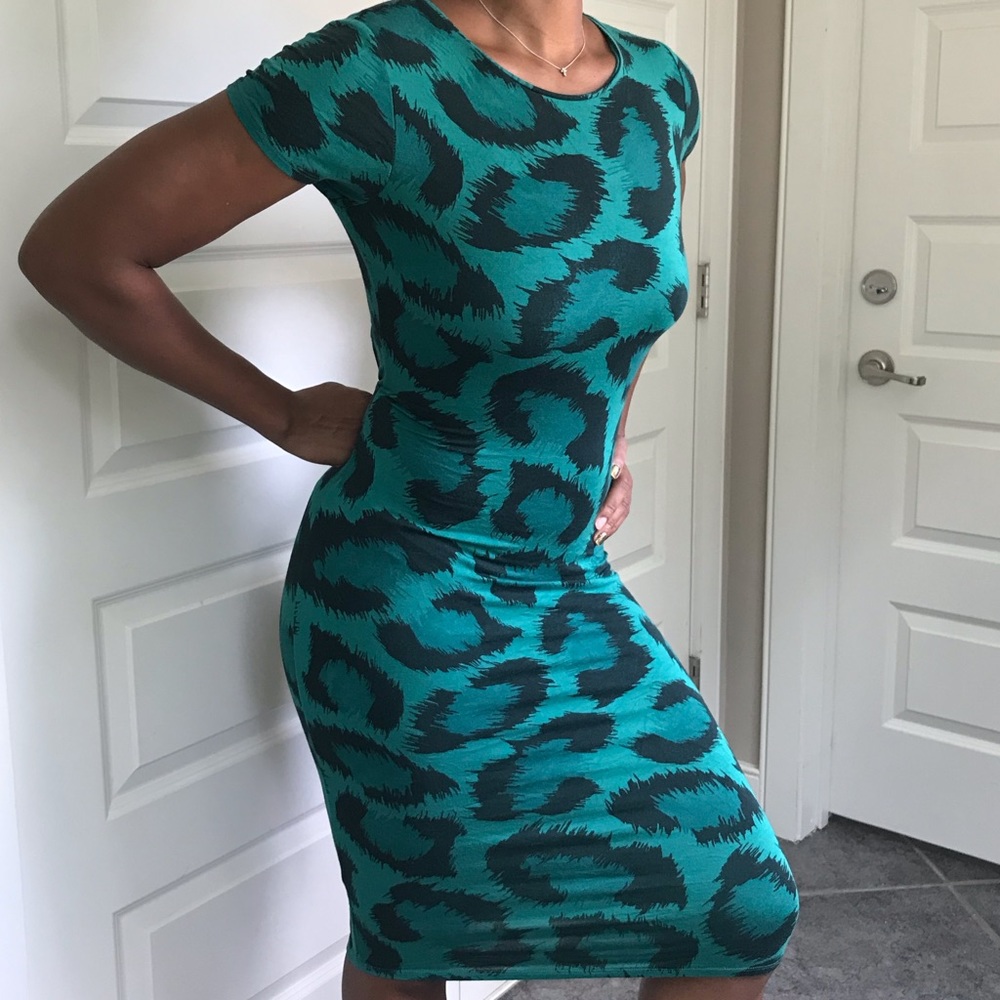 Midi body dress